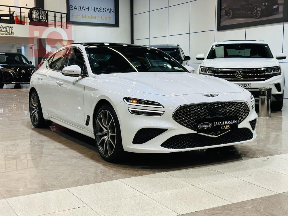 جنسس G70